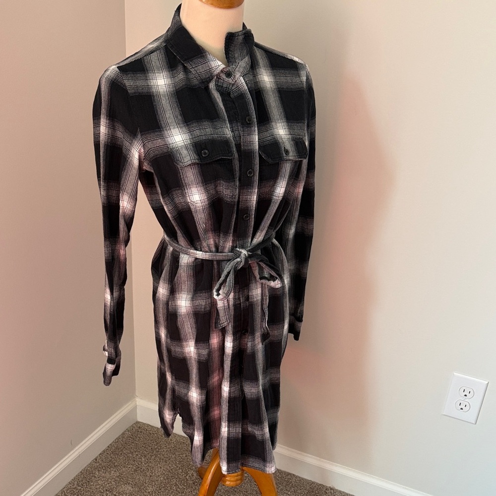 Universal Thread Black and White Plaid Shirt Dress